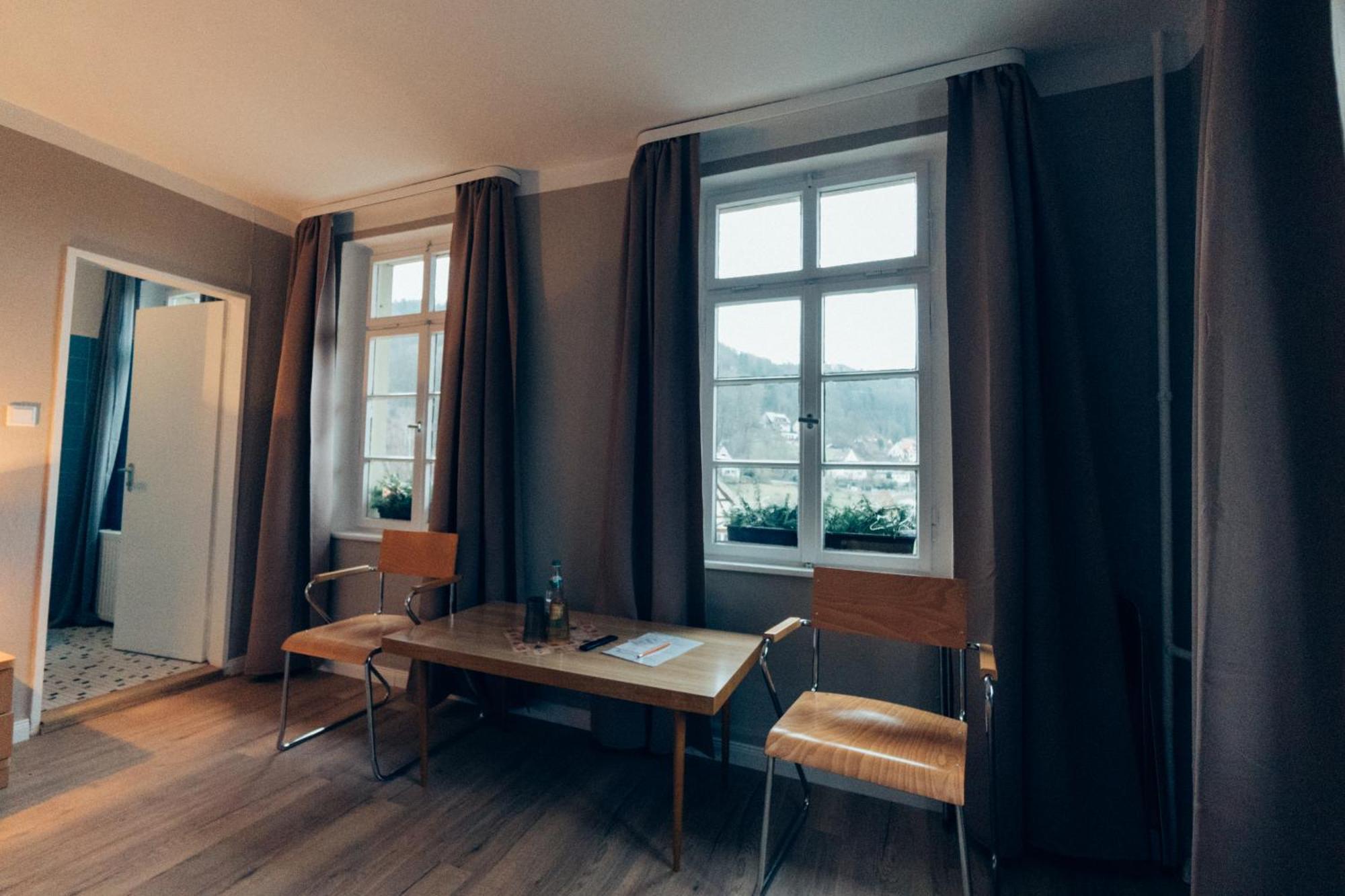 Gasthof Hotel Zur Post Egloffstein Bagian luar foto